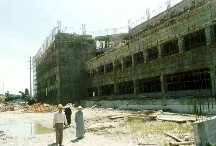 1985 年建院照片