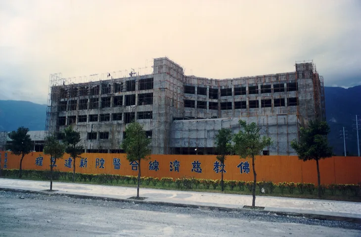 1985 年建院照片