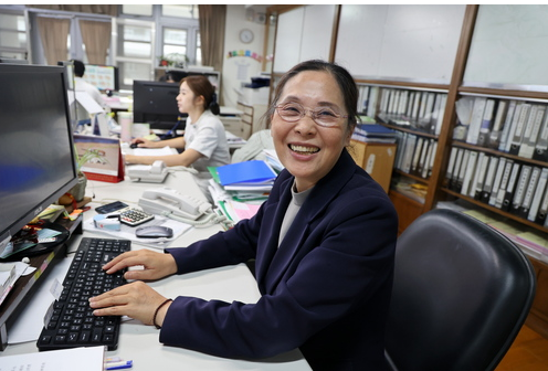 黃金人口之九  人才養成記  平凡女孩的成長與助人——人力資源室組員石美惠