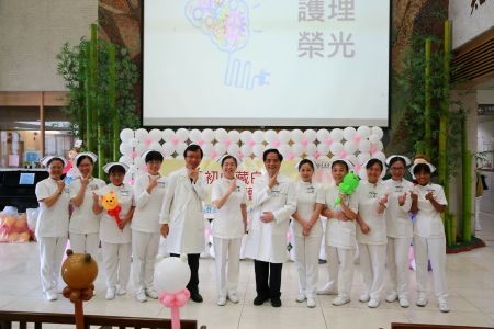 修福持慧閃耀護理之光　花蓮慈院護理師表揚大會