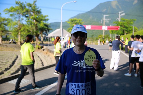 跑出健康守護愛　千人路跑歡度31歲院慶