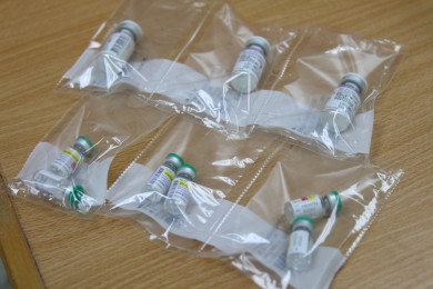 「全自動針劑包藥機」提供住院病人注射藥劑單一劑量包裝，因應用藥精準與即時的需求，讓用藥安全更升級