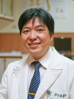 鄺世通 醫師